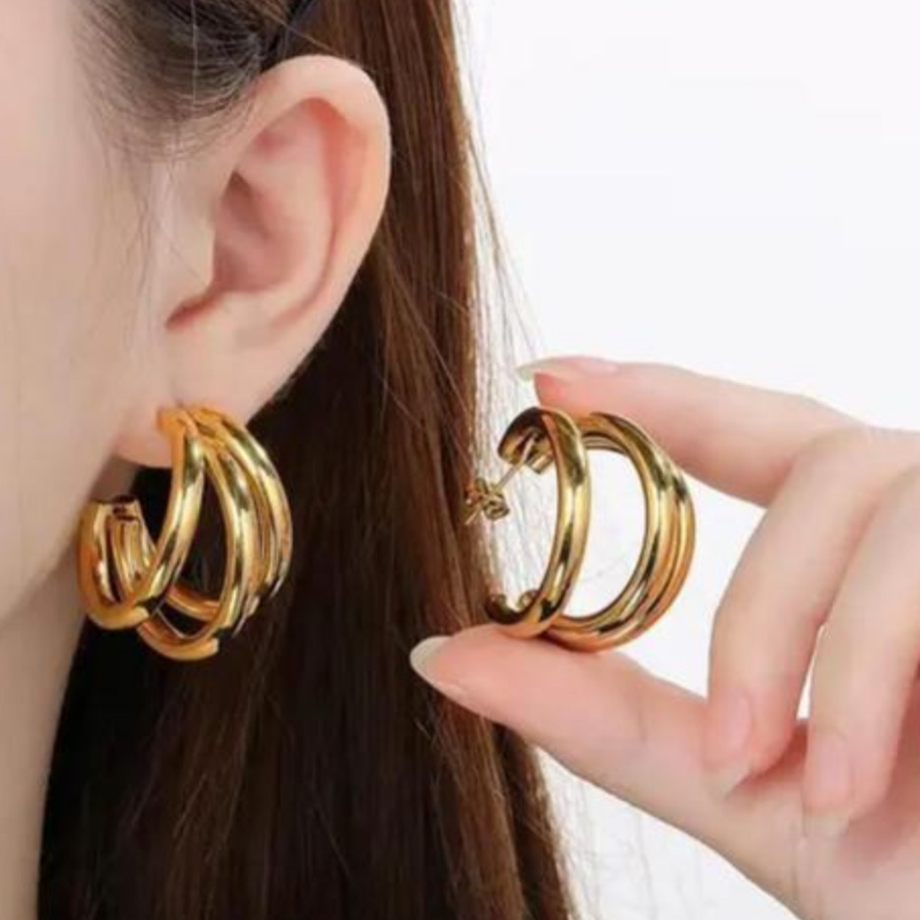Gold Triple Hoop Earring korean earring - Image 2