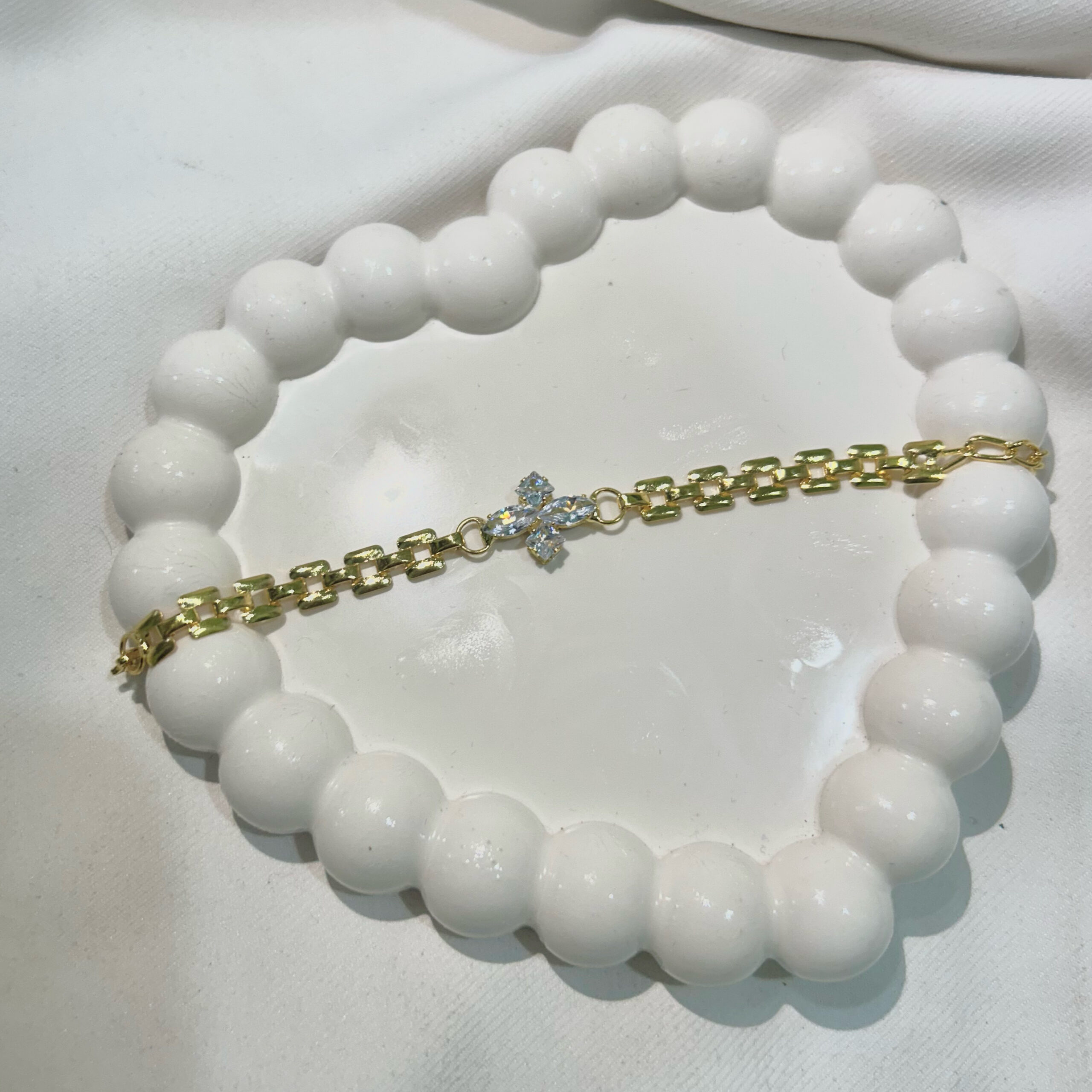 Gold-Toned Crystal Bracelet, Star Design with Decorative Links, Girl's Fashion Jewellery