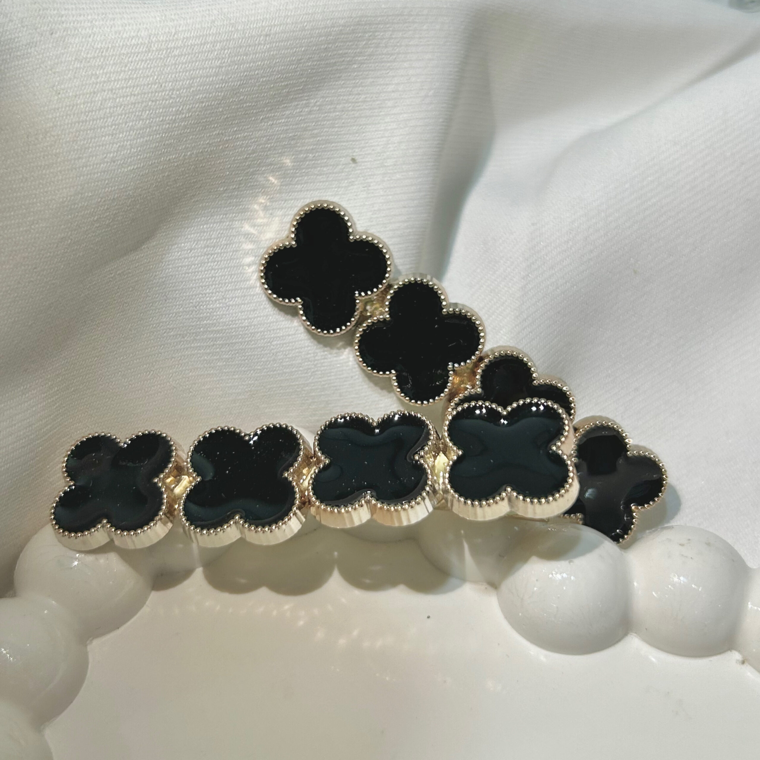 Black Flower Hair Clips Set , Elegant Korean Style Hair Accessories for Women - Image 3