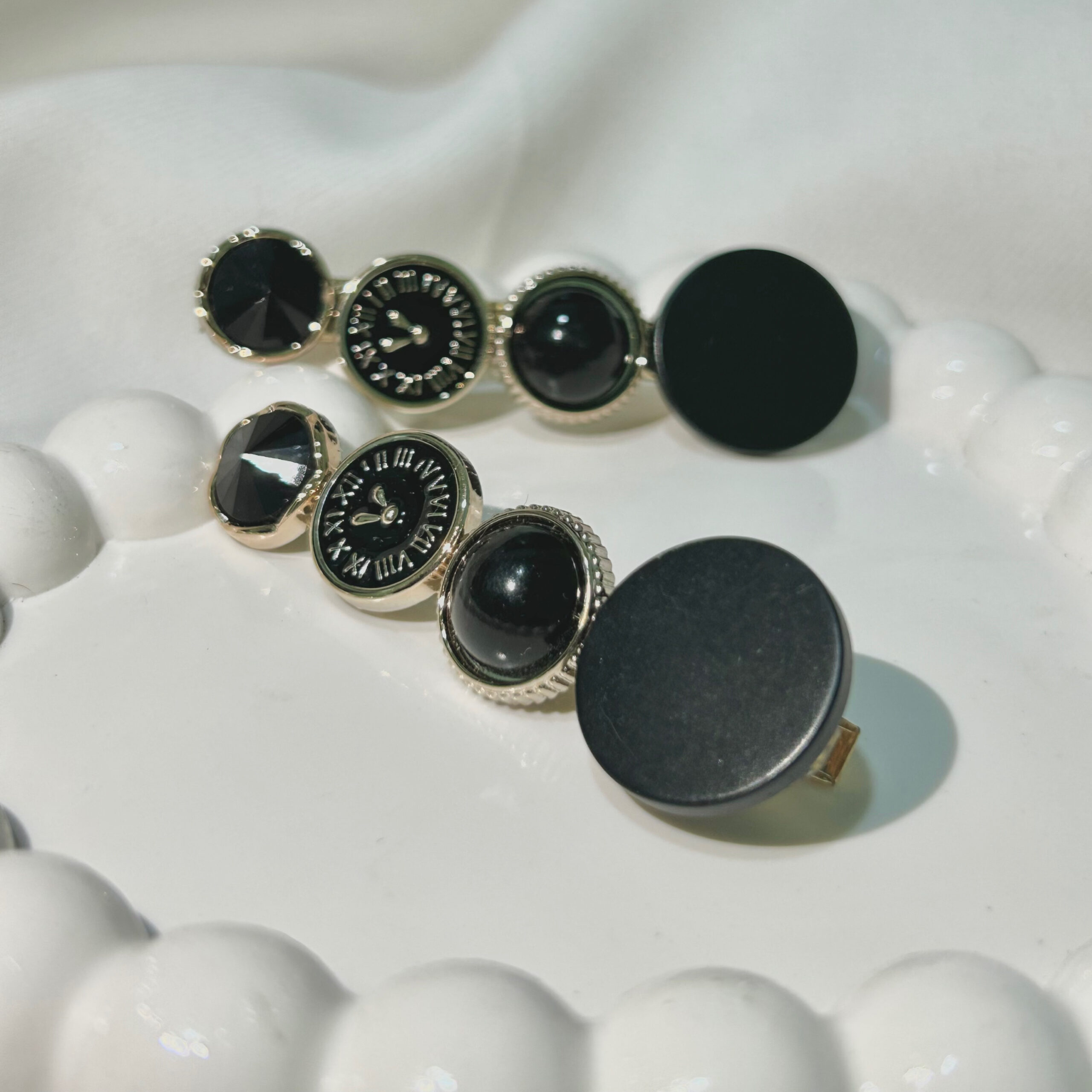 Black Round Hair Clips Set , Elegant Korean Style Hair Accessories for Women - Image 2