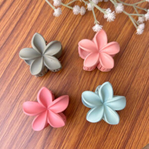 Viral Flower Hair Claws for Women & Girls (Pack of 2) Matte finish Daisy Claw Clutchers Plumeria Hair Clips Korean Hair Clips Gift
