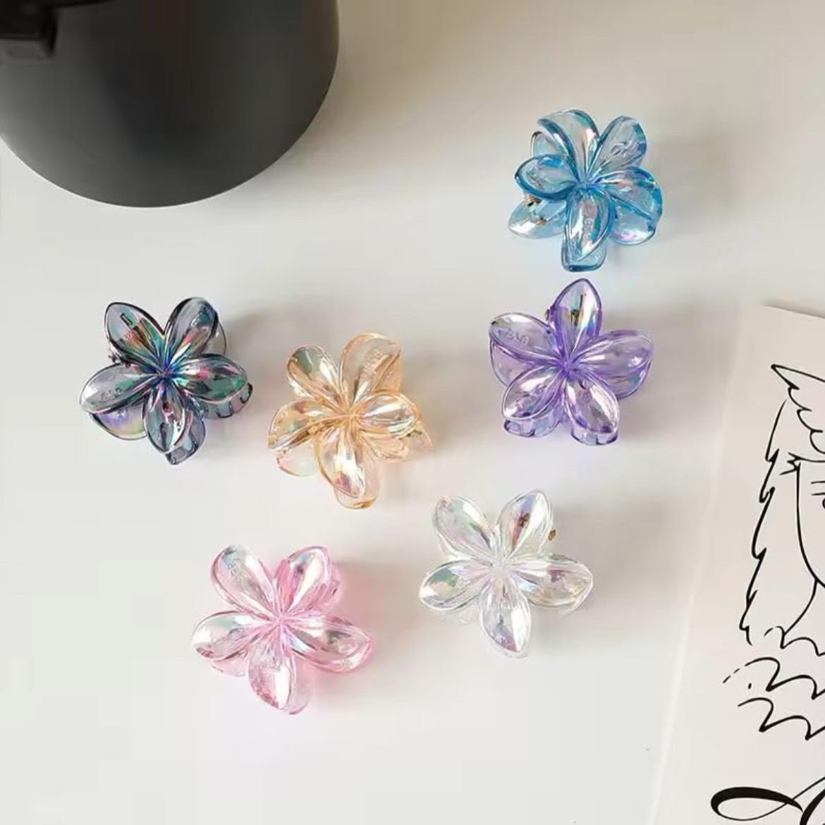 ( Set of 2 ) Glossy Large Flower Hair Claw Clips for Women and Girls, Transparent Floral Hair Accessories, Non-Slip Strong Hold Clutcher for Thick Long Hair, Perfect for Daily - Image 3