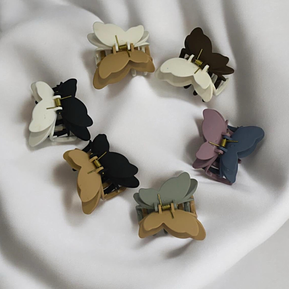 Beauty Flow Pcs Bicolor Matte Finished Hair Clutchers, Hair Accessories for Woman Girls, Luxurious, Korean Claw Clips - Image 2